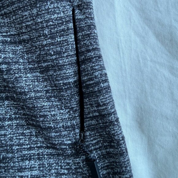 Lululemon Shirt Mens Extra Large Black Surge Warm 1/2 Zip Athletic - Picture 8 of 9